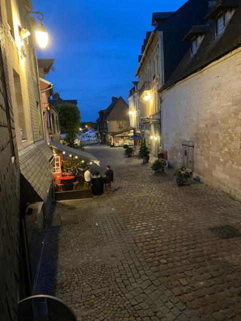 L'Appart De Vic Honfleur Exterior photo